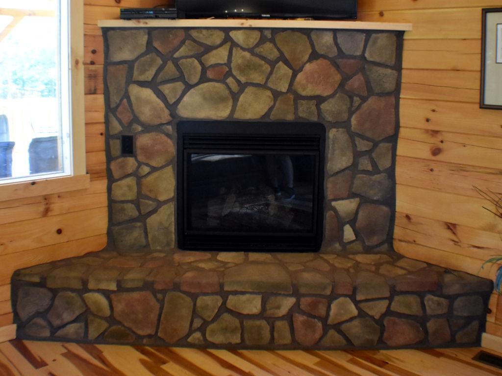 Amenities Fireplace